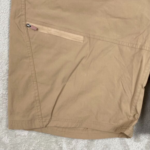 Reel Life Men's Shorts XXL Tan Lightweight Nylon/Spandex with Pocket Details - Picture 8 of 12